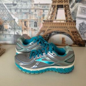 Brooks Adrenaline GTS 16 Athletic Running Shoes Women's 9 Turquoise Silver Gray